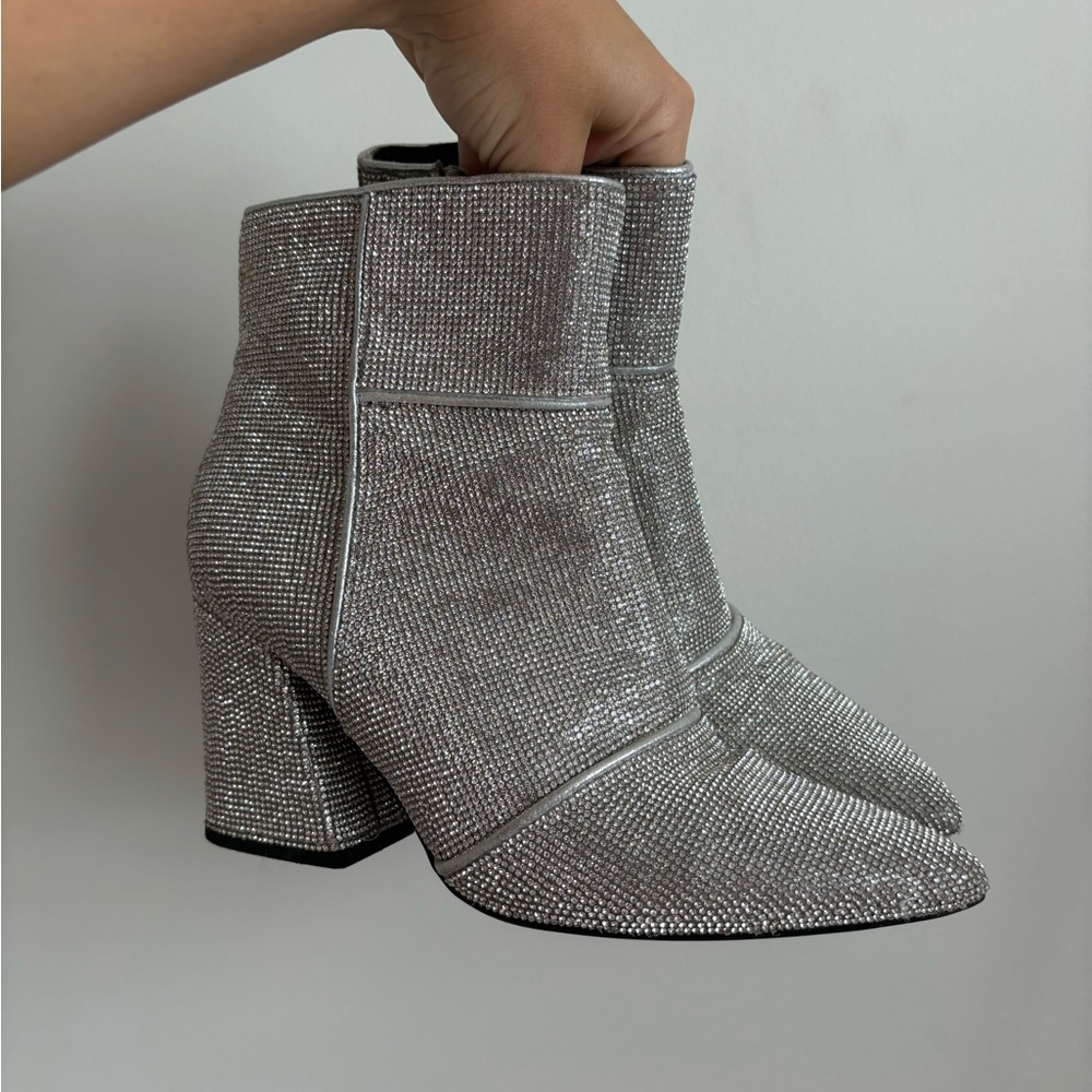 a new day boots